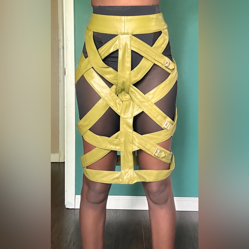 AKIRA Green and Gold Cut Out Midi Skirt Cocktail